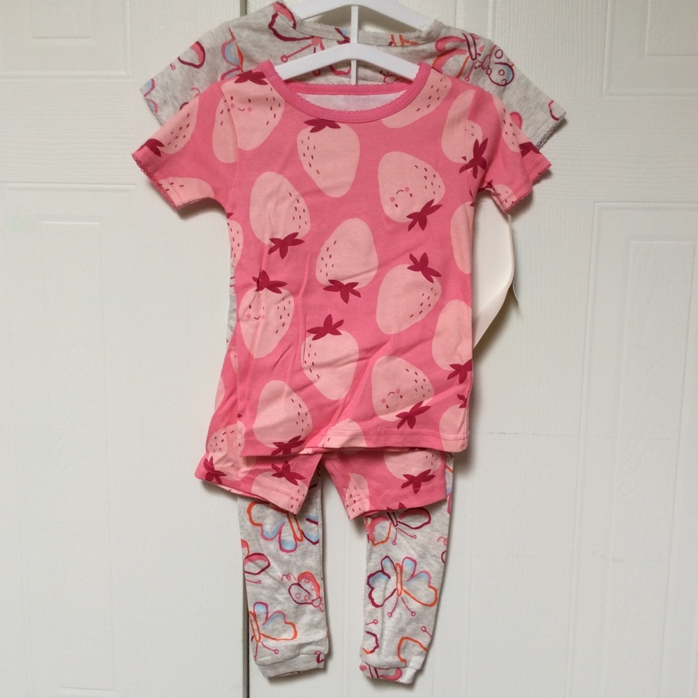 New With Tags Carter’s PJ set - Picture 2 of 4